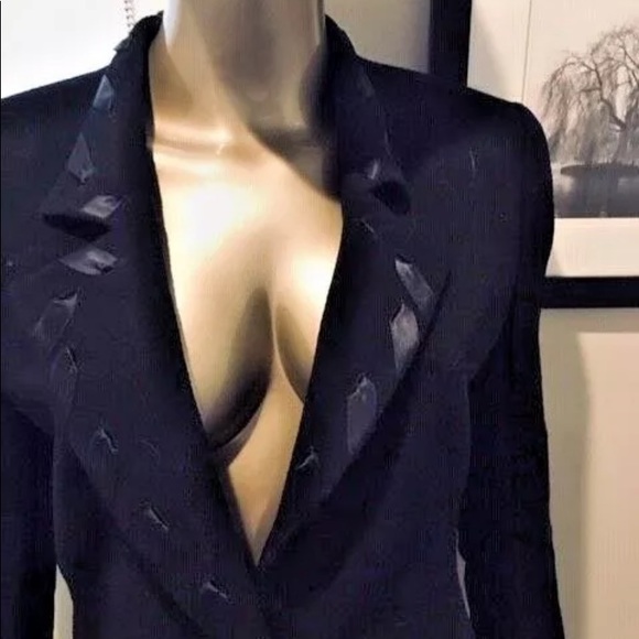 Vintage VALENTINO Classic Black Skirt Suit 8/10 - Picture 3 of 11